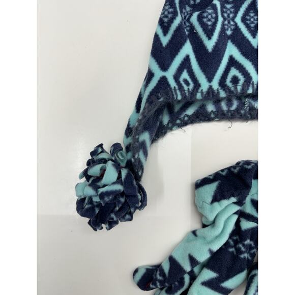 Old Navy Childrens Winter Hat Gloves Scarf Set Blue Fleece Aztec Size L-XL - Picture 3 of 14
